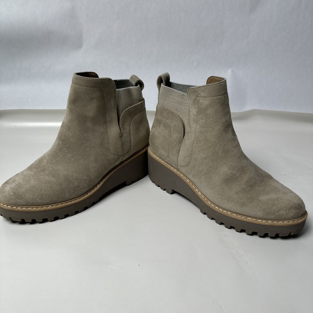 Dolce Vita Rielle Tan Suede Chelsea Boots Womens 8.5 Lug Sole Wedge
